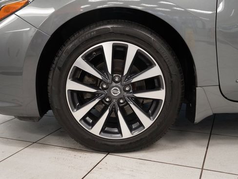 Used 2016 Nissan Altima 2.5 SL w/ 2.5 Technology w/LED Package image 16