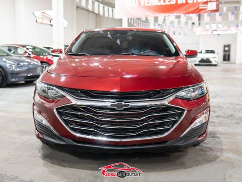 Used 2024 Chevrolet Malibu RS image 2