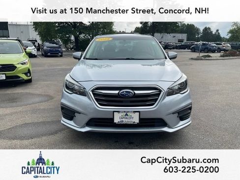 Used 2018 Subaru Legacy 2.5i Premium AWD/4WD image 2