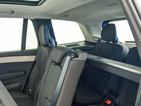New 2026 Volvo XC90 B5 Plus w/ Protection Package AWD/4WD image 21