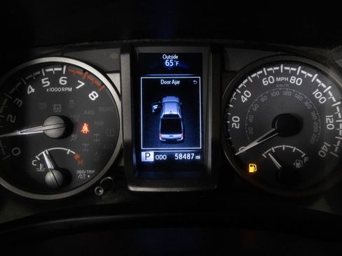 Used 2023 Toyota Tacoma TRD Sport w/ TRD Premium Sport Package image 28