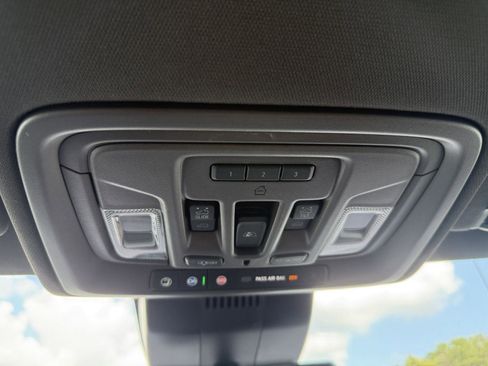 Certified 2025 GMC Sierra 1500 Denali w/ Denali Reserve Package image 18