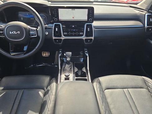 Certified 2022 Kia Sorento SX FWD image 15