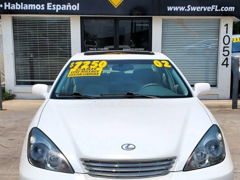 Used 2002 Lexus ES 330 FWD image 3