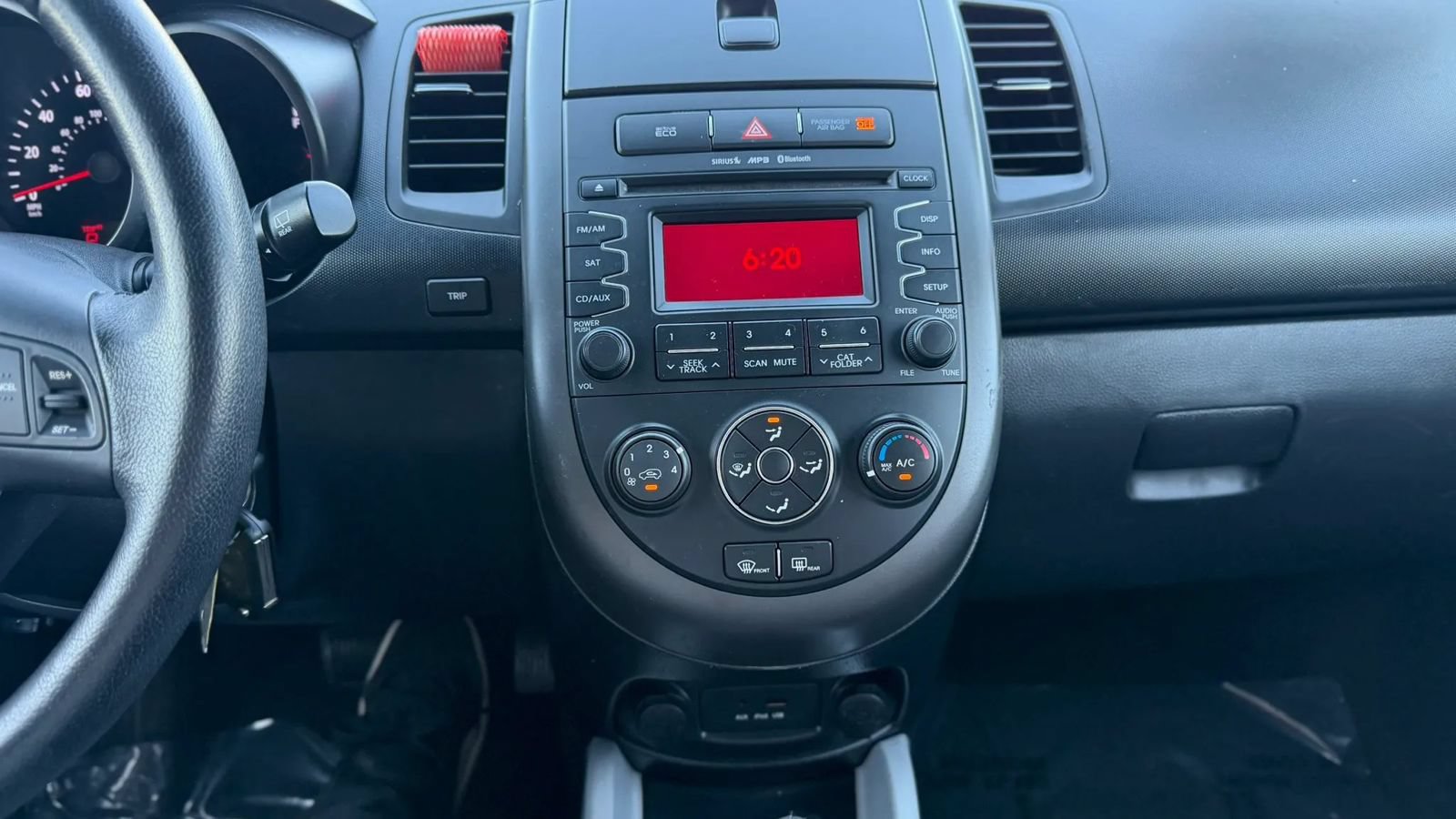 Used 2012 Kia Soul + FWD image 17