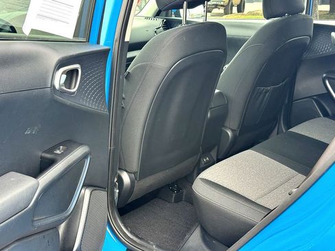 Used 2025 Kia Soul EX image 26