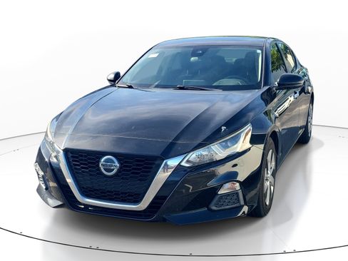 Used 2020 Nissan Altima 2.5 S w/ Driver Assist Package FWD image 3