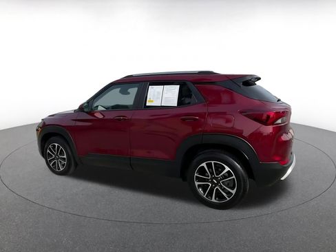 Used 2025 Chevrolet TrailBlazer LT image 10