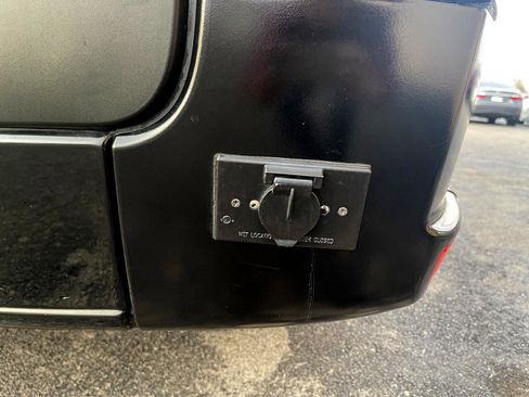 Used 2009 Dodge Sprinter 2500 image 13