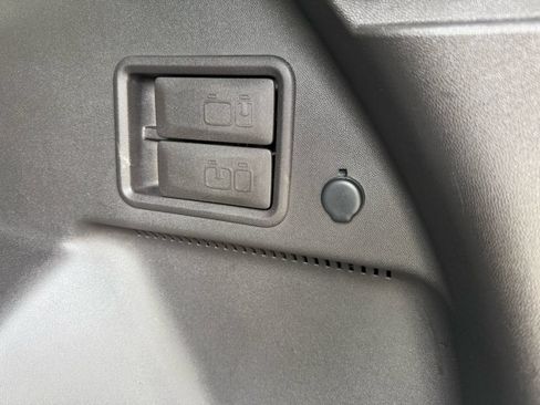 Used 2019 GMC Terrain SLE w/ Driver Convenience Package FWD image 31