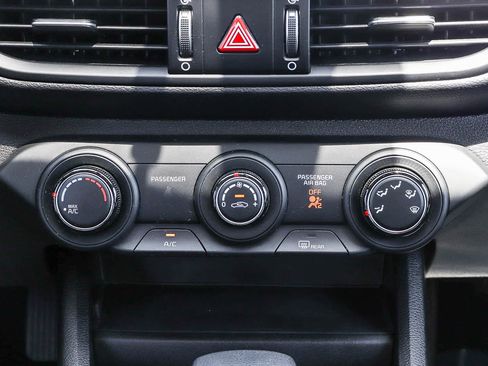 Used 2023 Kia Forte LXS w/ LXS Technology Package FWD image 20