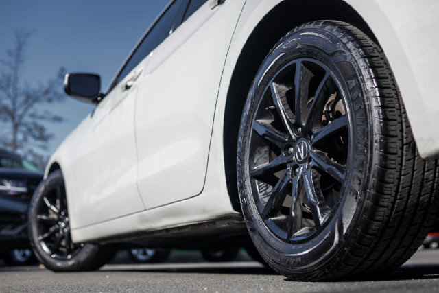 Used 2019 Acura TLX FWD image 16