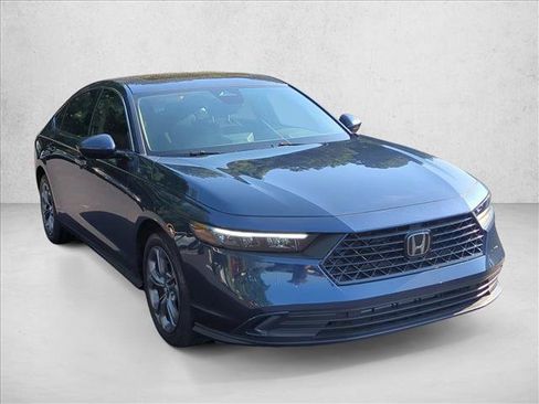 Used 2023 Honda Accord EX image 3
