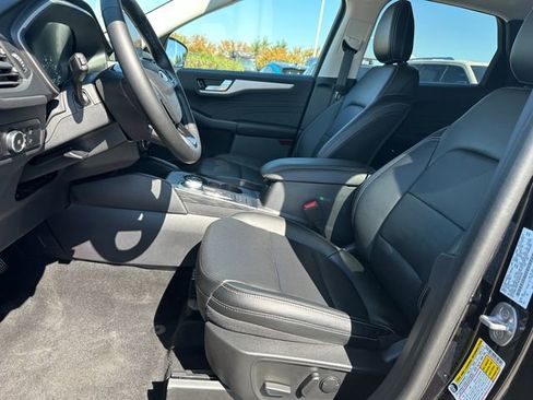 Used 2022 Ford Escape SEL image 17