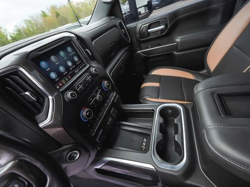Used 2021 Chevrolet Silverado 2500 LTZ w/ Carhartt Edition AWD/4WD image 25