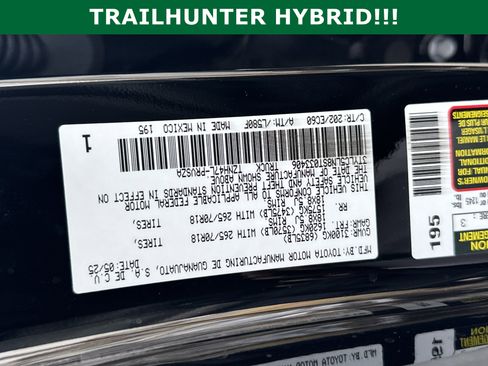 Used 2025 Toyota Tacoma 4x4 Double Cab Hybrid image 31