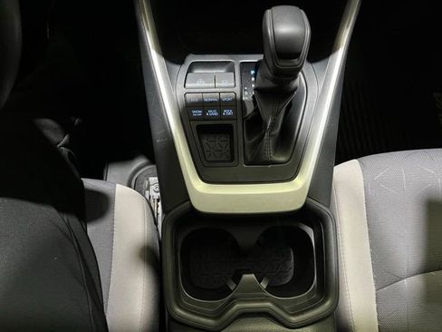 Certified 2019 Toyota RAV4 XLE w/ Convenience Package image 22