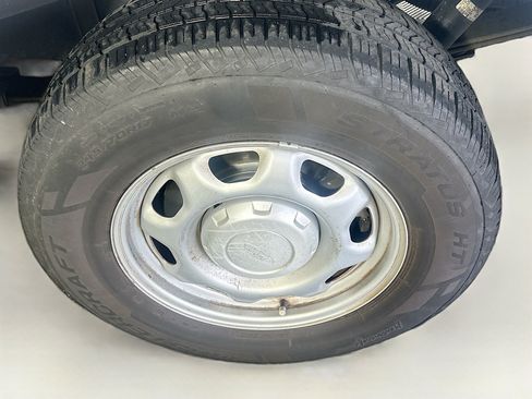 Used 2016 Ford F150 XL w/ Equipment Group 101A Mid RWD image 11