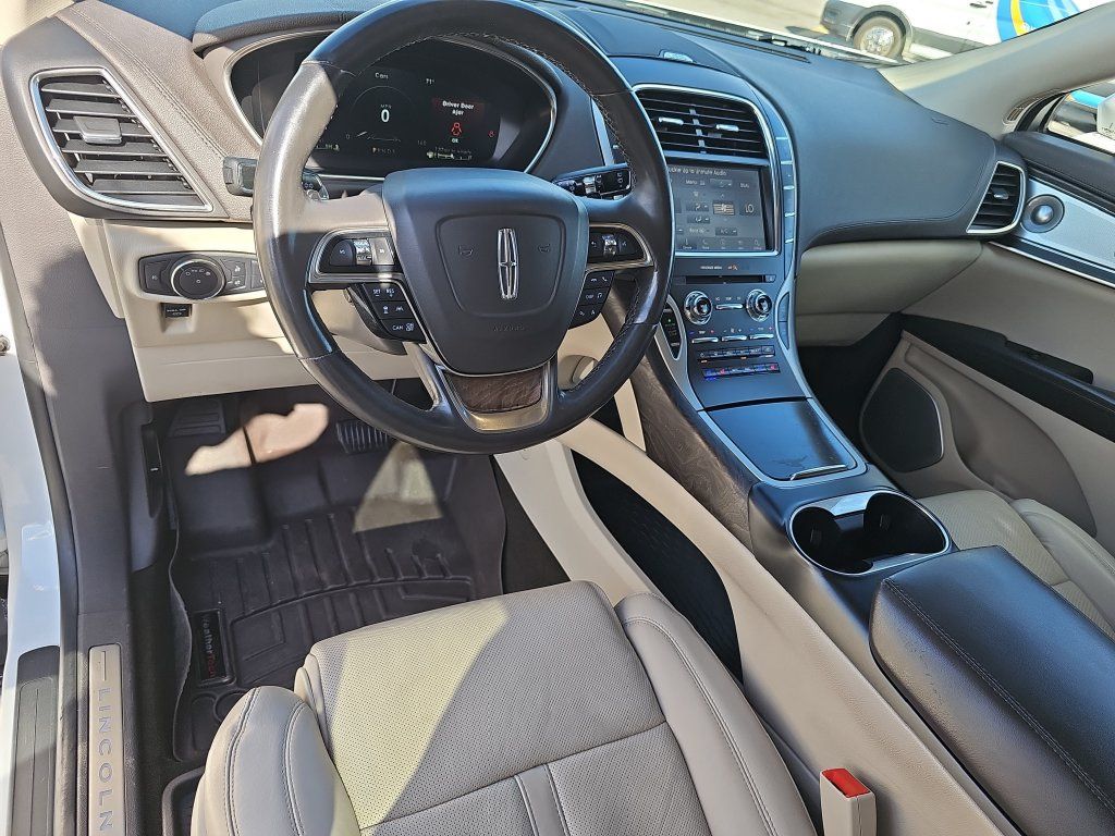 Used 2020 Lincoln Nautilus Reserve w/ Equipment Group 202A AWD/4WD image 16