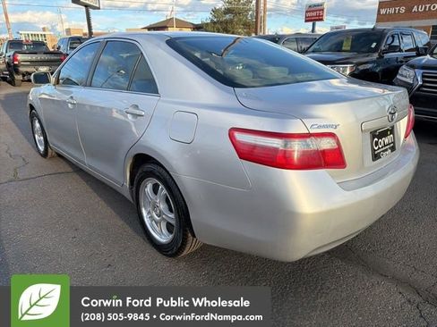 Used 2009 Toyota Camry LE image 7