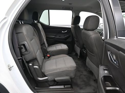 Used 2019 Chevrolet Traverse LT FWD image 34