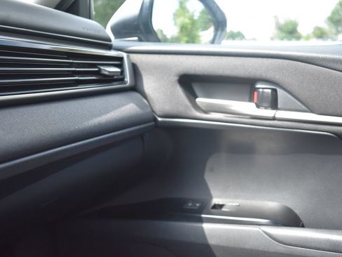Used 2025 Toyota Camry LE w/ Convenience Package AWD/4WD image 20