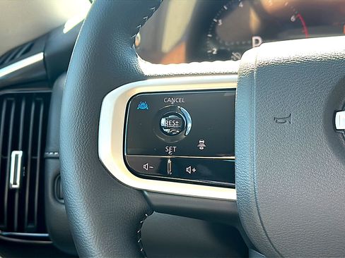 New 2026 Nissan Armada SV image 20