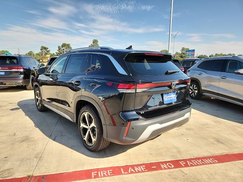 New 2026 Volkswagen Tiguan SE FWD image 5