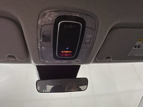 Certified 2025 Hyundai Kona SEL FWD image 25