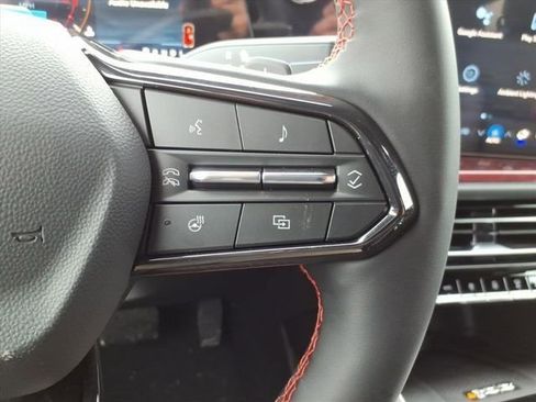 New 2026 Chevrolet Traverse RS w/ LPO, Floor Liner Package image 17