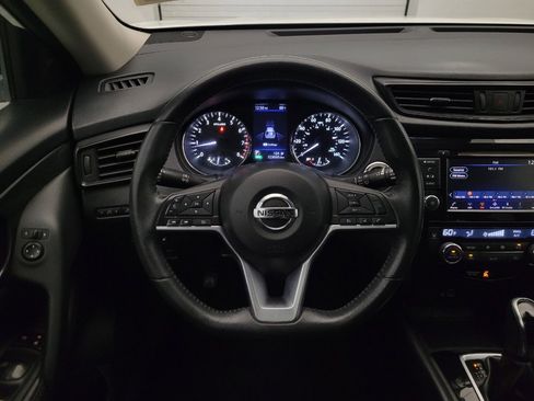 Used 2019 Nissan Rogue SV AWD/4WD image 22