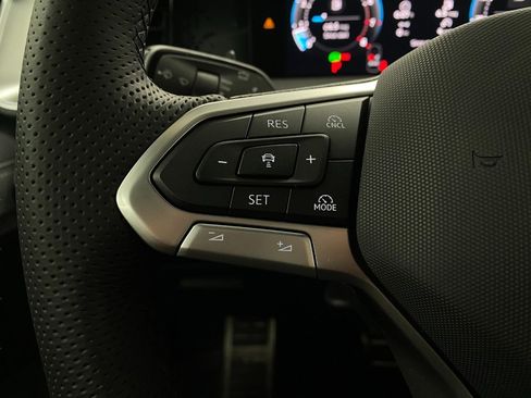 New 2026 Volkswagen Tiguan SE R-Line image 15