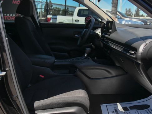Used 2024 Honda HR-V LX image 41
