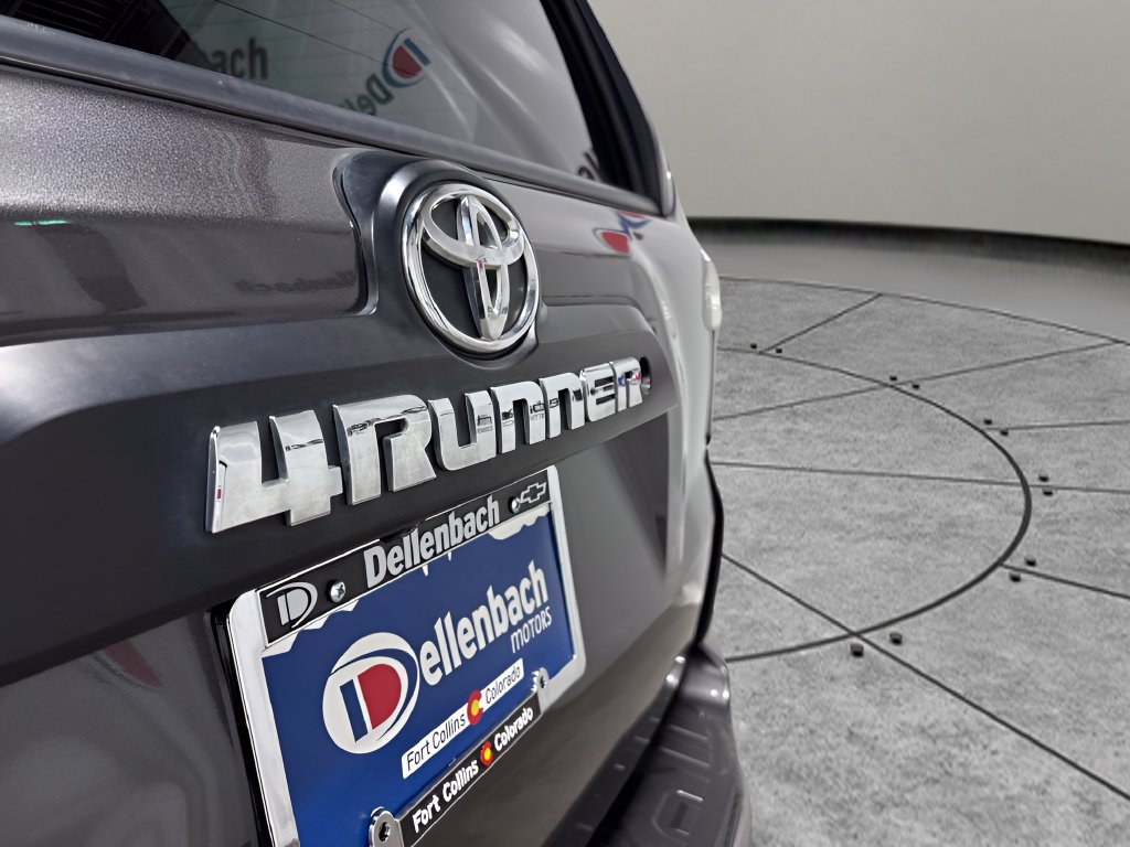 Used 2019 Toyota 4Runner TRD Off-Road Premium AWD/4WD image 19