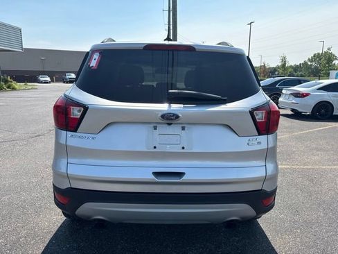 Used 2019 Ford Escape SEL AWD/4WD image 4