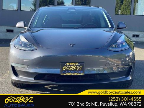 Used 2021 Tesla Model 3 Standard Range Plus RWD image 9