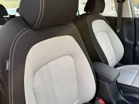 New 2026 Hyundai Venue SEL image 24