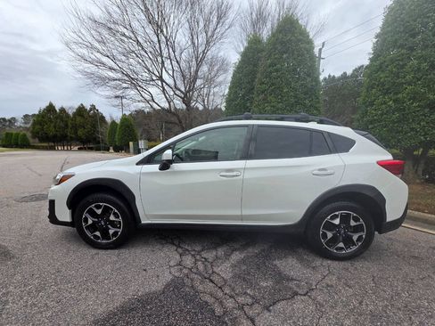 Used 2020 Subaru Crosstrek 2.0i Premium AWD/4WD image 2