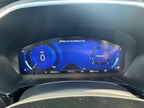 Used 2022 Ford Escape Titanium w/ Titanium Elite Package AWD/4WD image 28