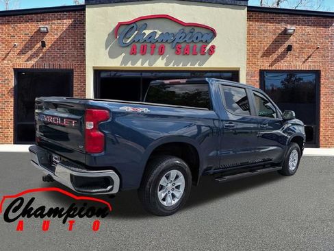 Used 2021 Chevrolet Silverado 1500 LT AWD/4WD image 4