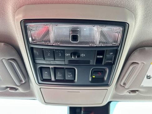 Used 2021 Toyota 4Runner Limited AWD/4WD image 47