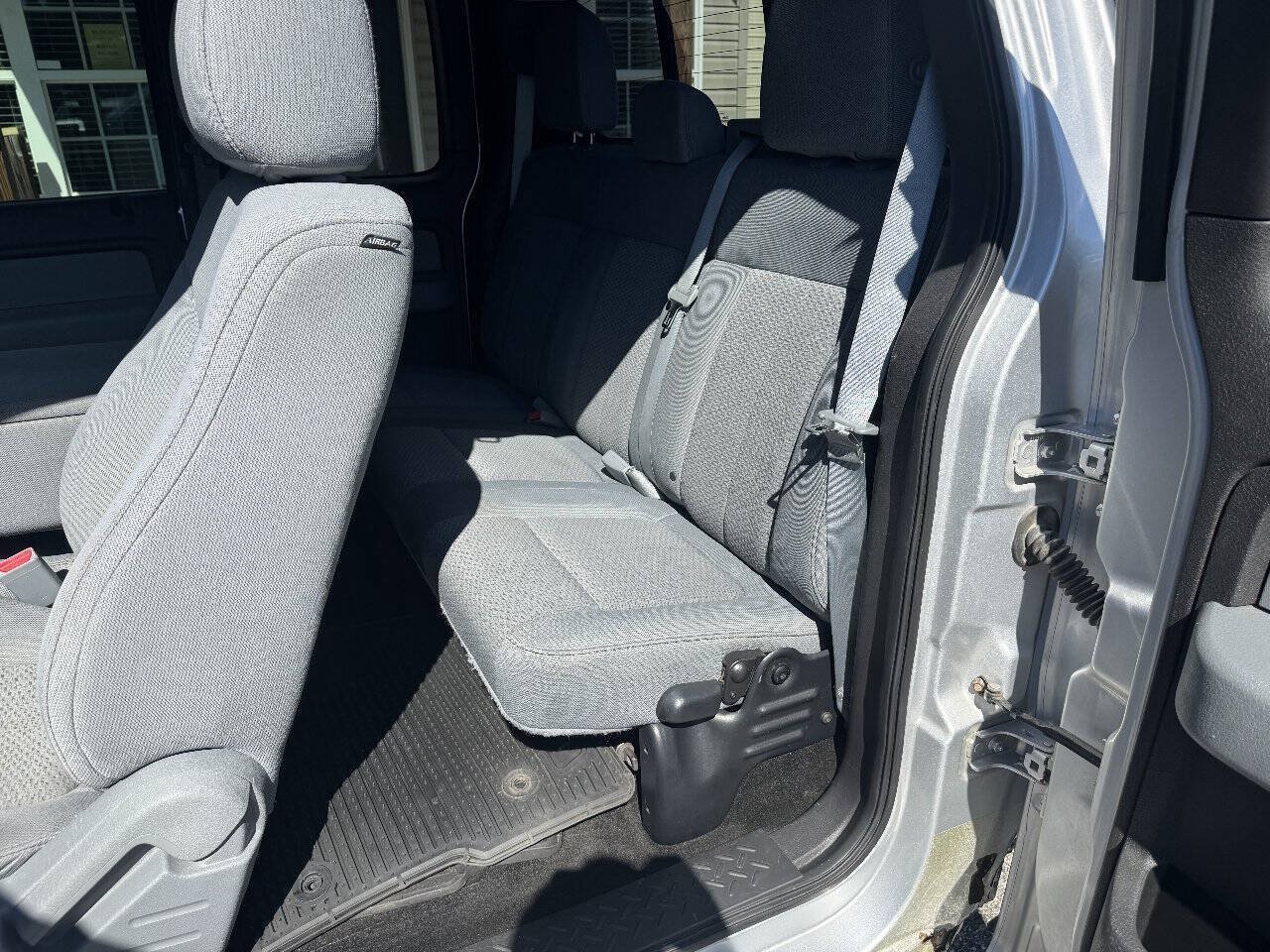 Used 2014 Ford F150 XLT w/ Equipment Group 302A Luxury AWD/4WD image 12