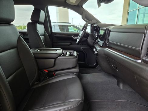 Used 2024 GMC Sierra 1500 SLT AWD/4WD image 25