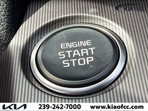 New 2026 Kia Sportage EX FWD image 33