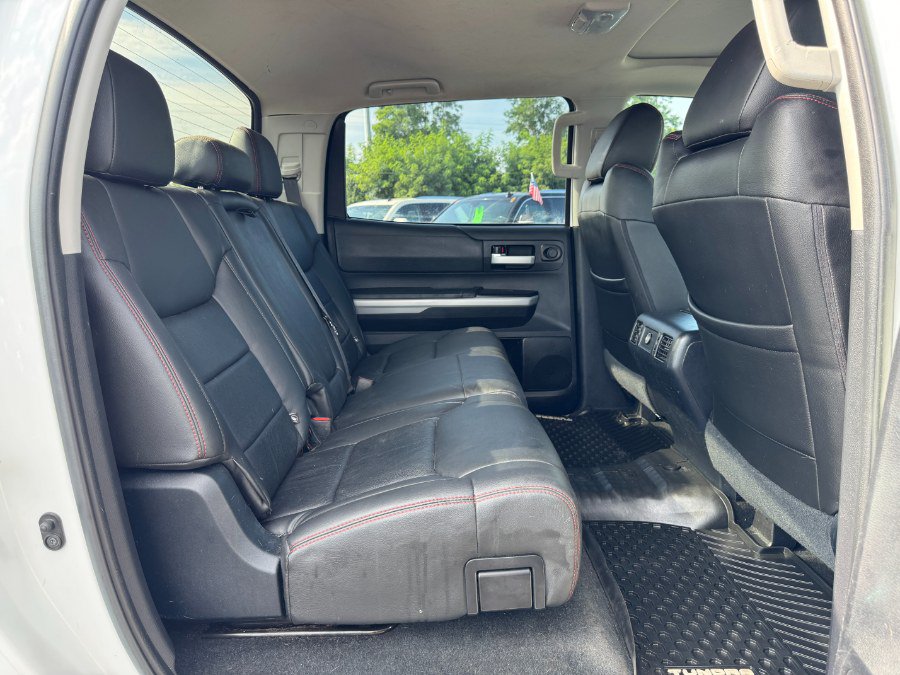 Used 2018 Toyota Tundra SR5 AWD/4WD image 17