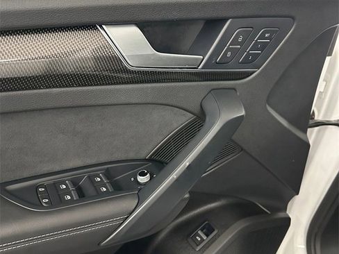 Used 2022 Audi SQ5 Premium Plus w/ Premium Plus Package image 9