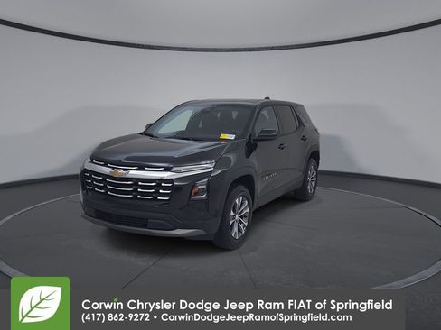 Used 2026 Chevrolet Equinox LT FWD image 6