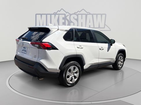 Used 2024 Toyota RAV4 LE AWD/4WD image 5