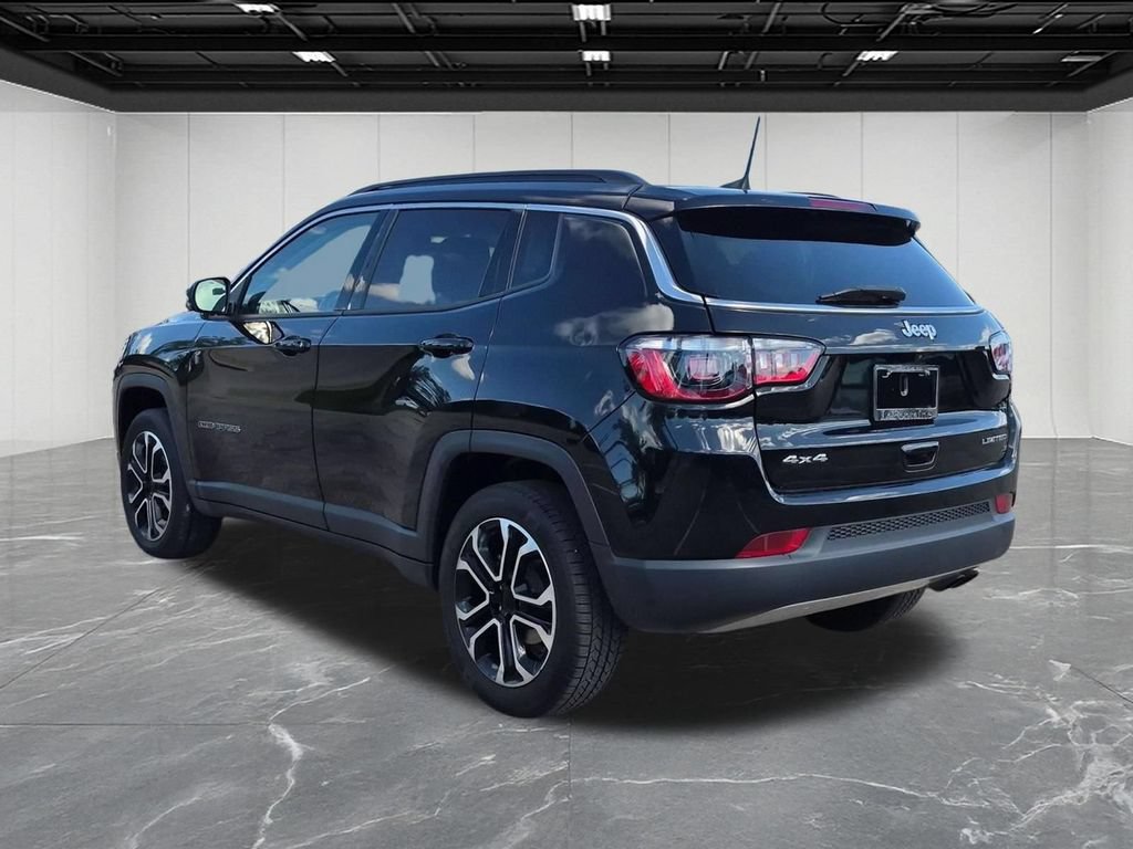 Used 2022 Jeep Compass Limited AWD/4WD image 3
