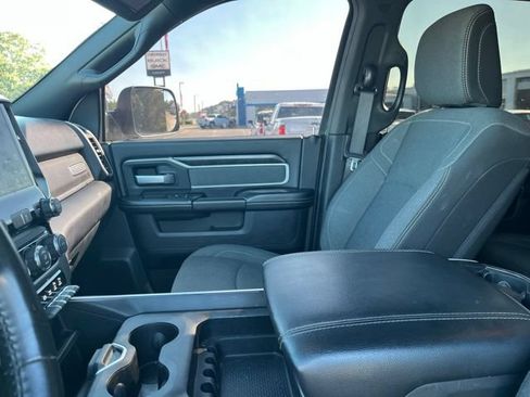 Used 2022 RAM 2500 Big Horn w/ Level 1 Equipment Group AWD/4WD image 10